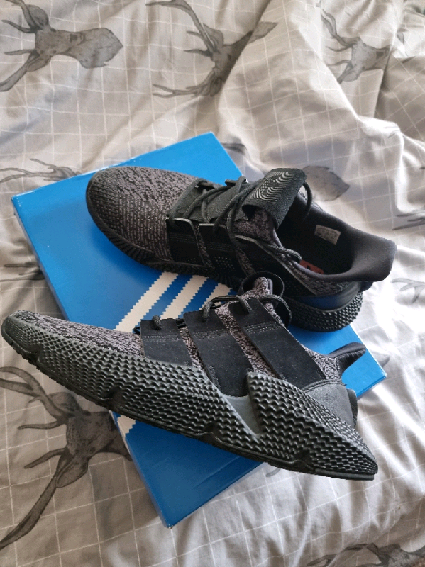 mens trainers size 11